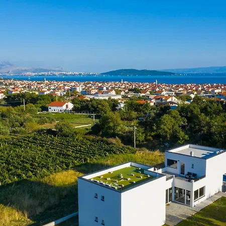 Cornello Kastel Novi