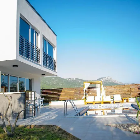 Feriehus Cornello Kaštel Novi